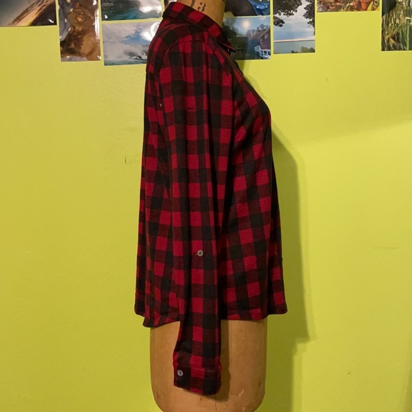 Button down - Picture 2 of 4